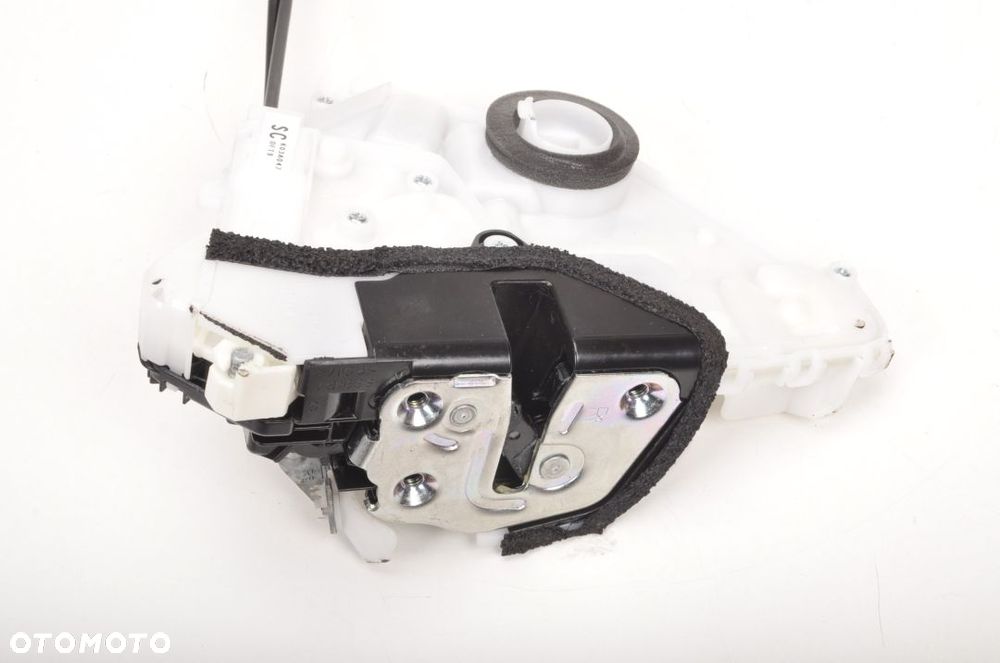 MAZDA CX-30 ZAMEK DRZWI PRAWY PRZÓD 21R UK - 4