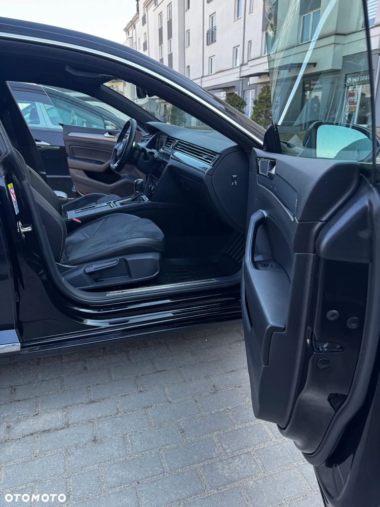 Volkswagen Arteon 2.0 TDI SCR R-Line DSG - 22