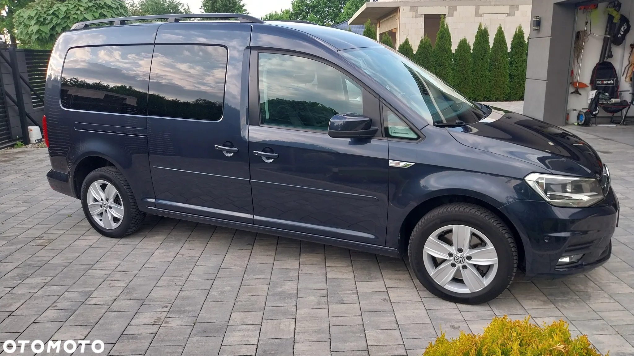 Volkswagen Caddy Maxi 2.0 TDI Highline DSG - 9