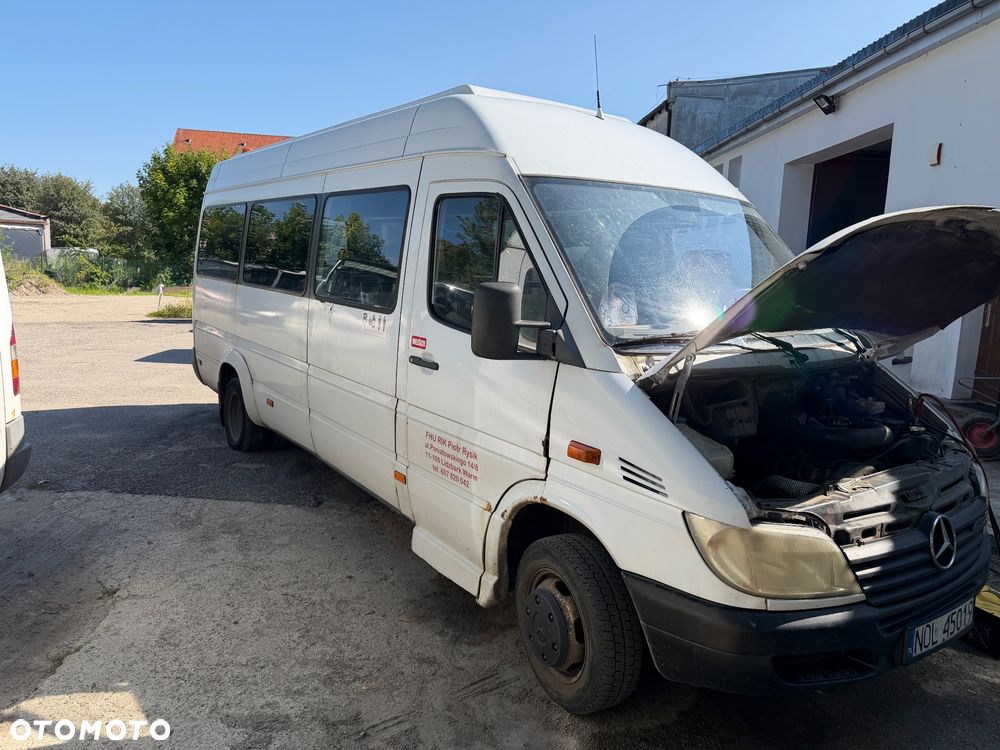 Mercedes-Benz Sprinter 413 - 6