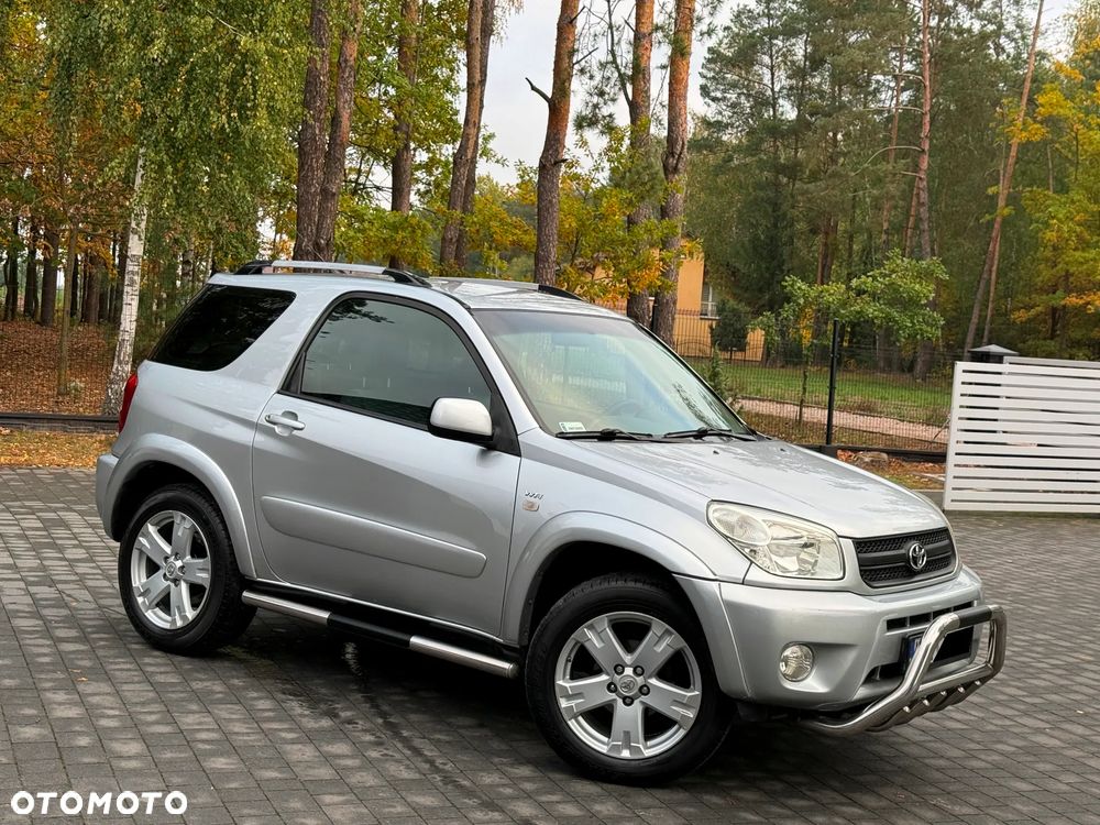 Toyota RAV4 - 1