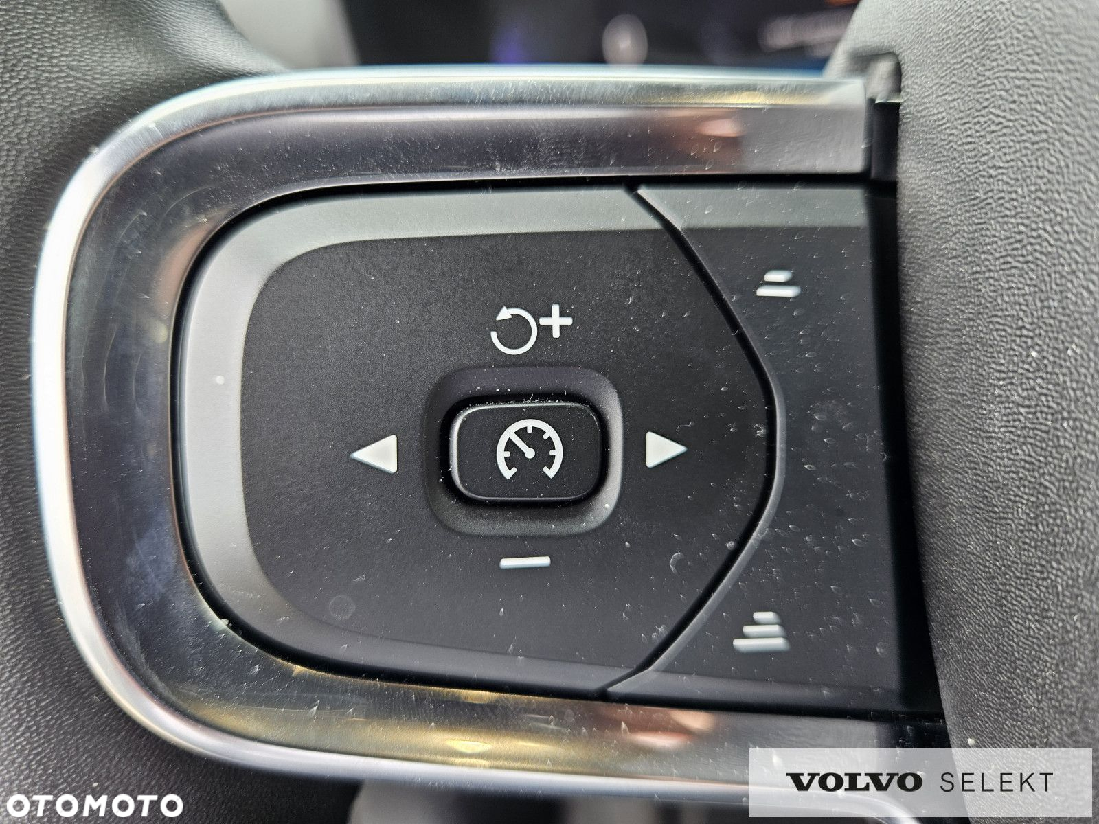 Volvo XC 40 - 23