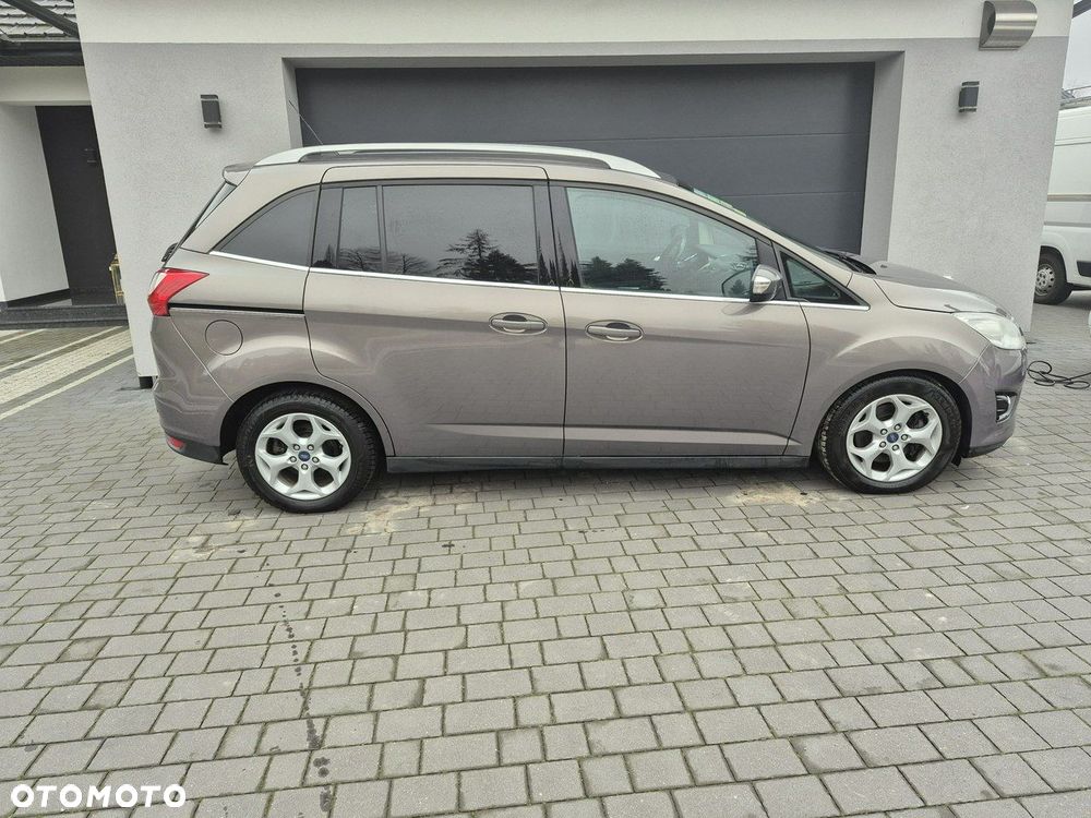 Ford Grand C-MAX - 5