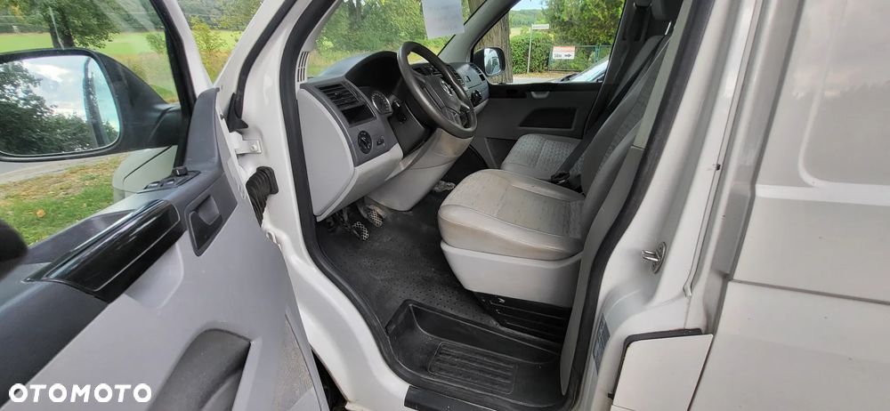 Volkswagen Transporter - 7