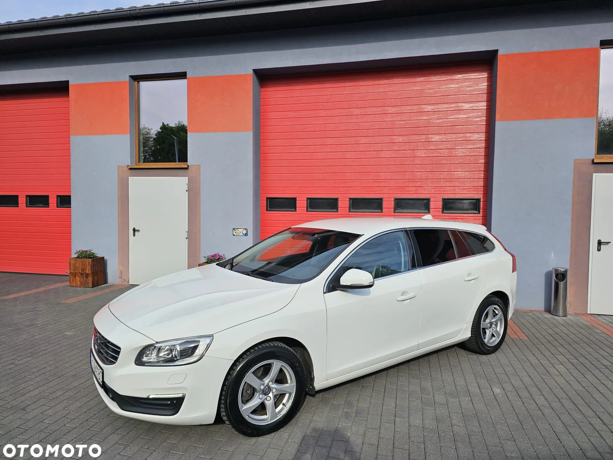 Volvo V60 D2 Drive-E Momentum - 6