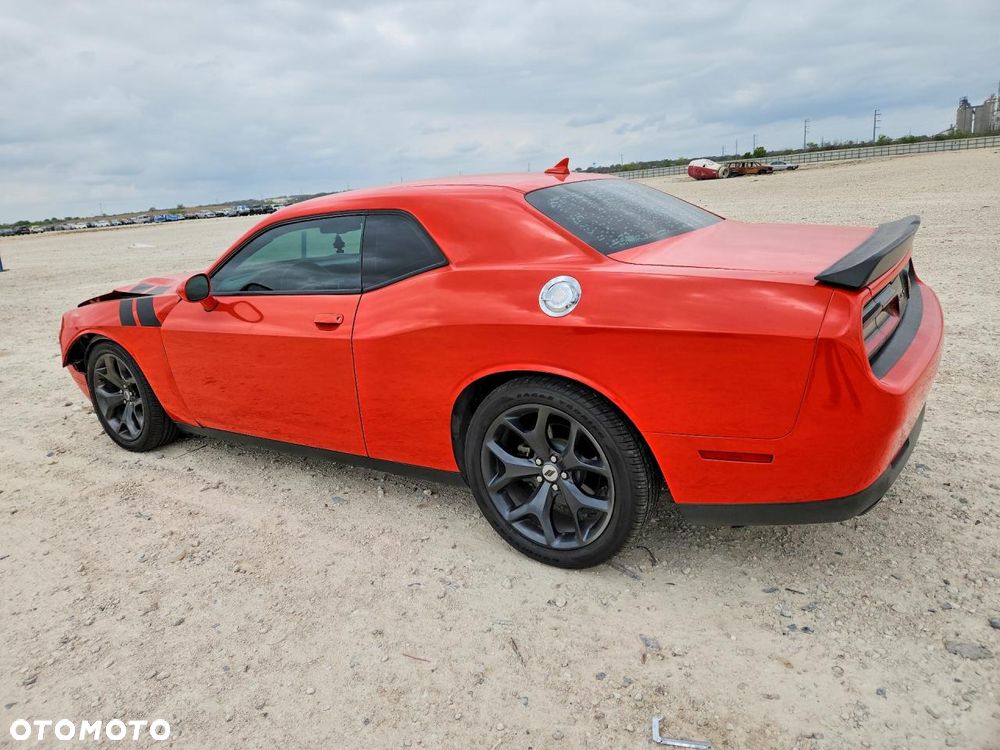 Dodge Challenger 3.6 SXT Plus - 2