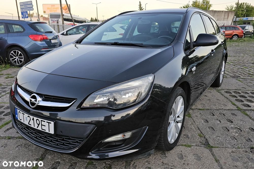 Opel Astra 1.4 Turbo 150 Jahre - 1