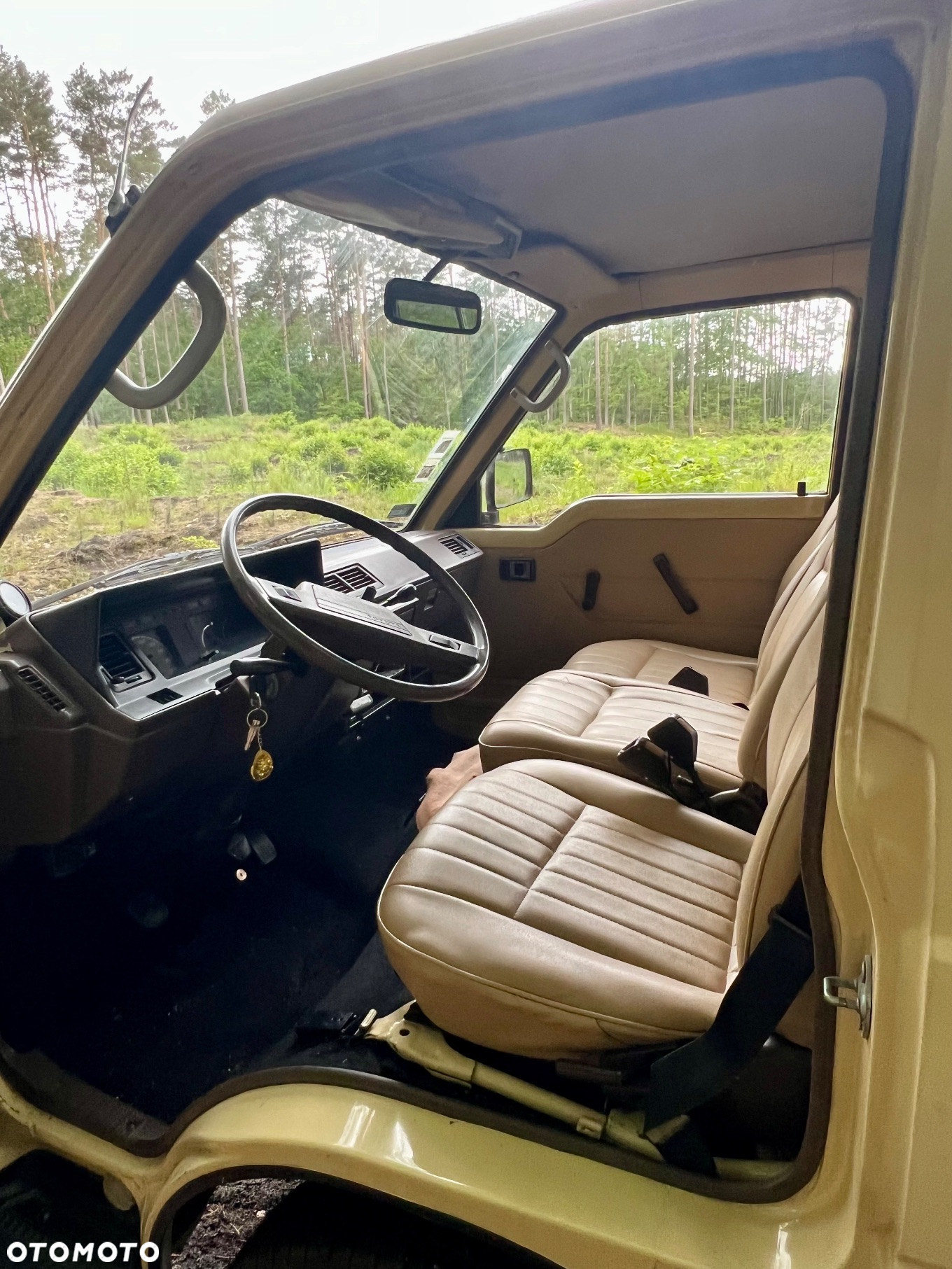 Toyota Hiace - 8