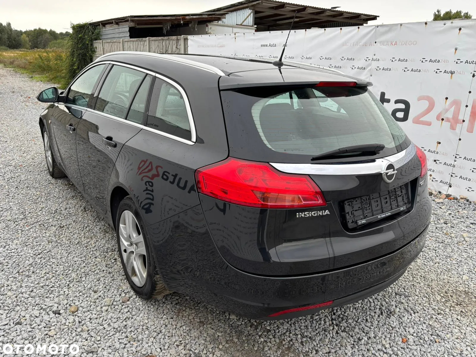 Opel Insignia 2.0 CDTI Sports Tourer - 4