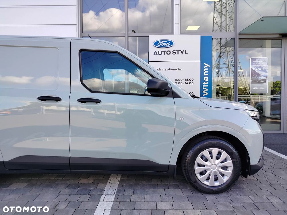Ford Transit Courier - 36