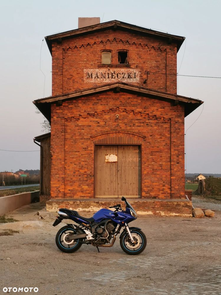 Yamaha FZ6 - 6