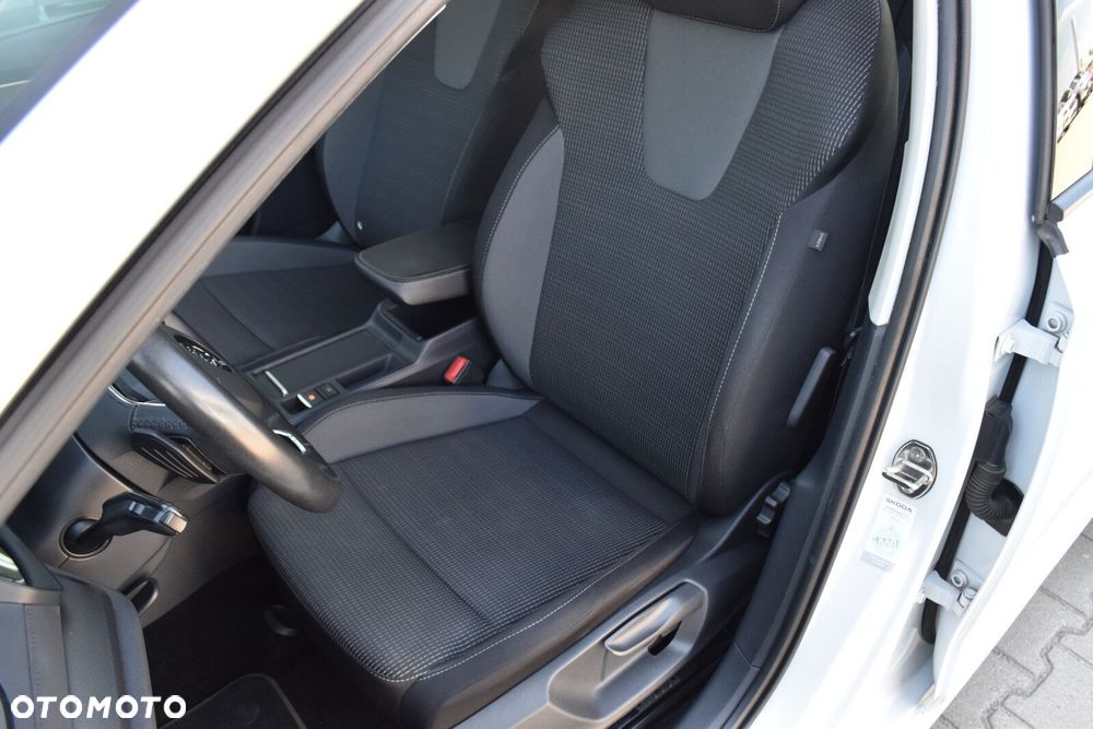 Skoda Octavia 2.0 TDI 4x4 Ambition DSG - 25