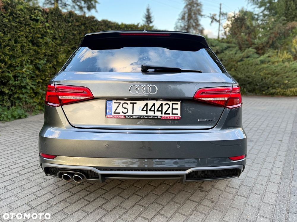 Audi A3 Sportback 2.0 TDI (clean diesel) quattro S tronic S line Sportpaket - 5