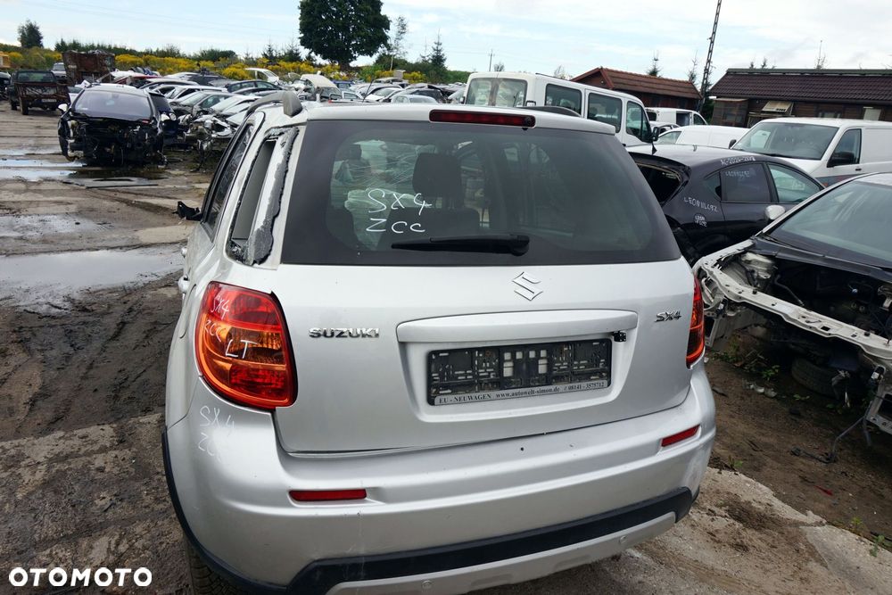 KLAPA BAGAŻNIKA TYLNA SX4 LIFT HB ZCC  SREBRNY SUZUKI 2010-2014 - 3