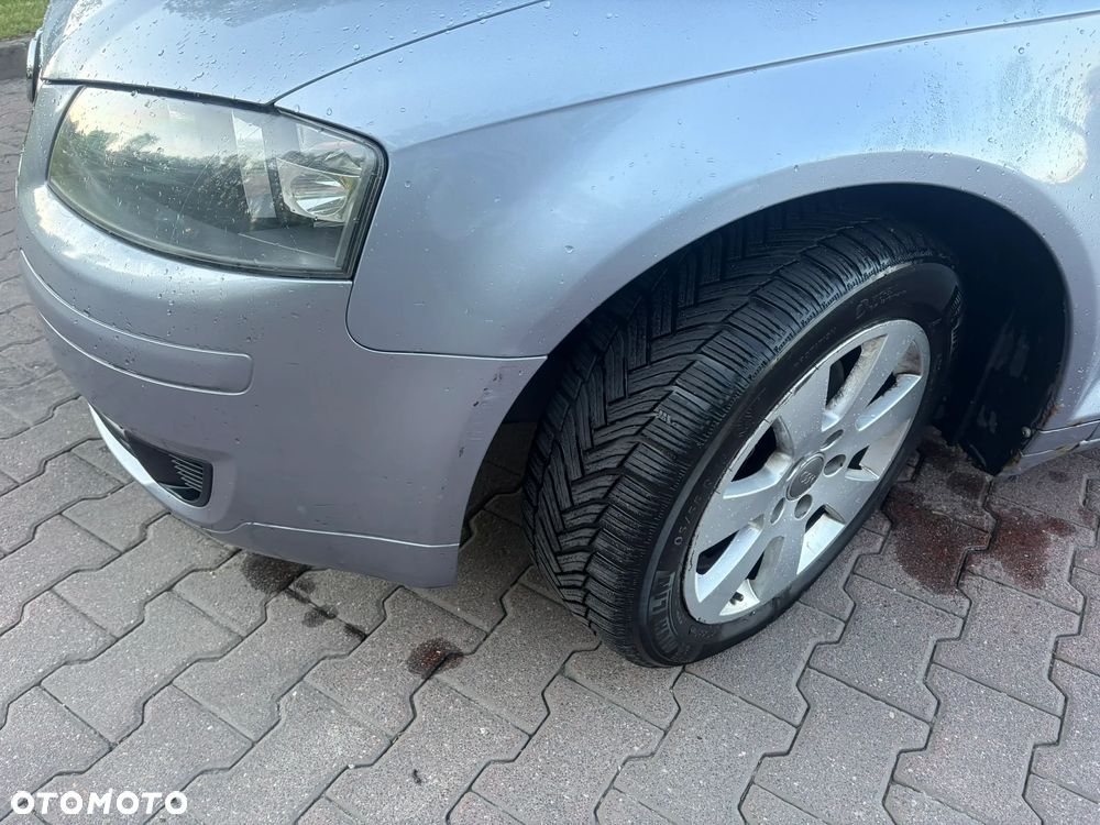 Audi A3 3-drzwiowe 2.0 FSI Attraction - 6