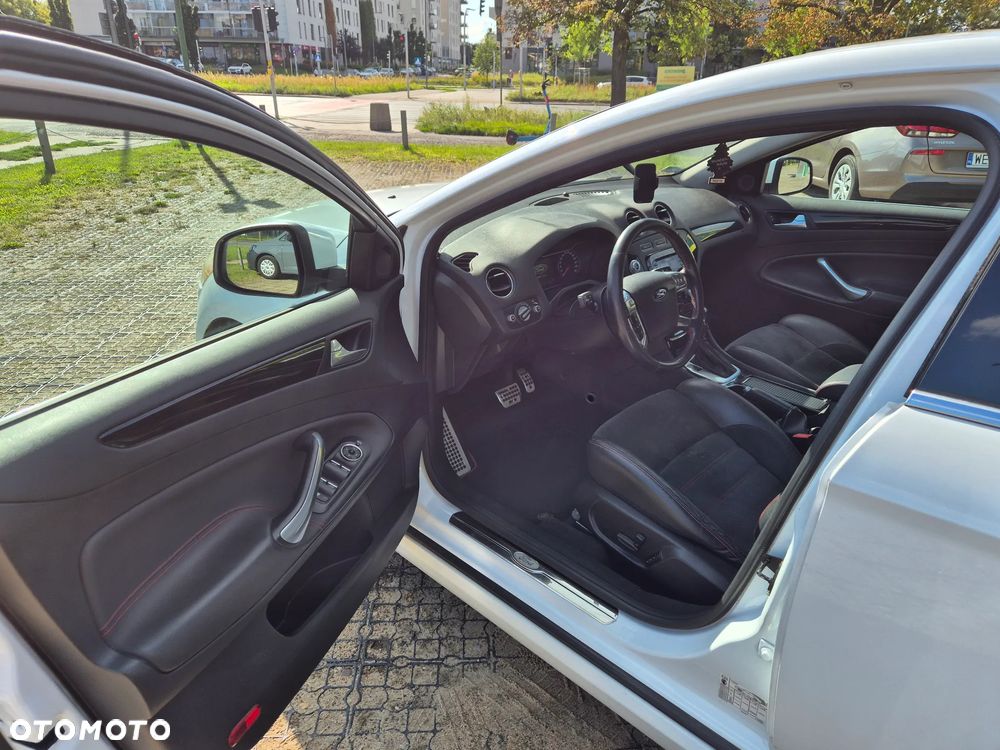 Ford Mondeo 2.0 TDCi Titanium S - 11