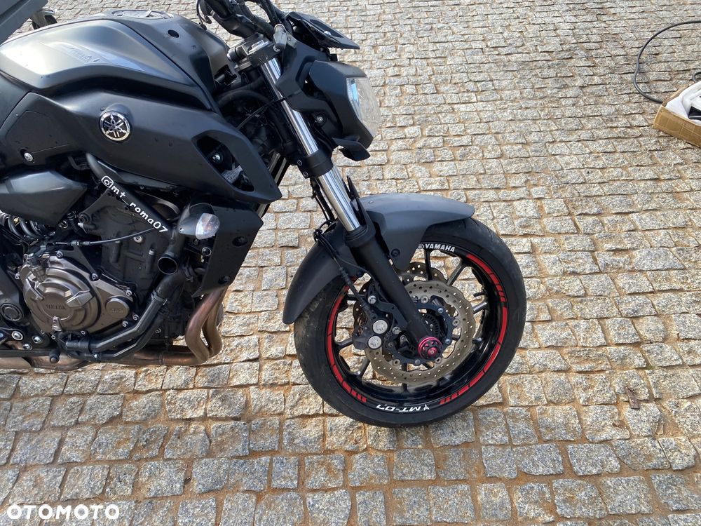 Yamaha MT - 7