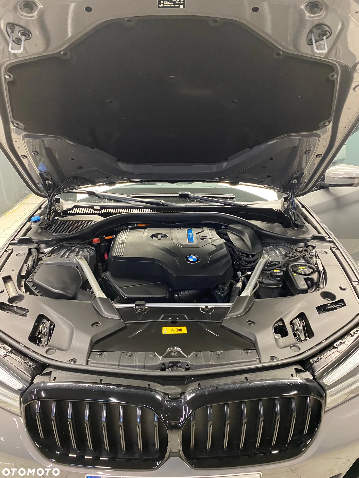 BMW Seria 5 530e xDrive M Sport sport - 10