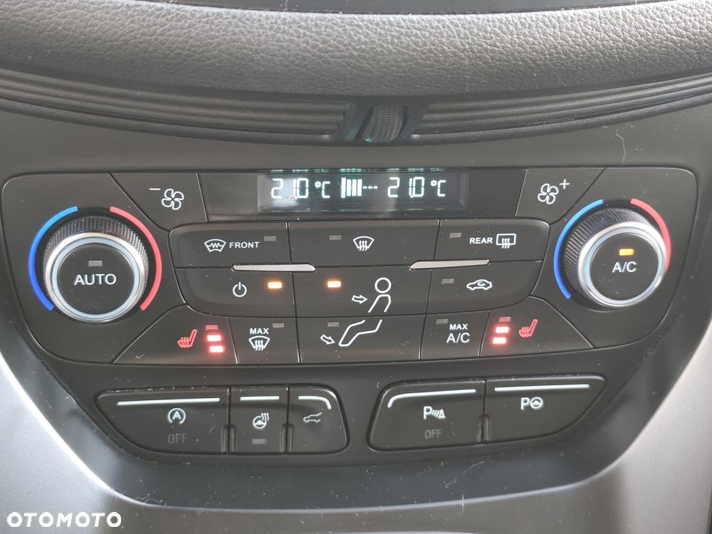Ford Kuga 2.0 TDCi AWD ST-Line - 19