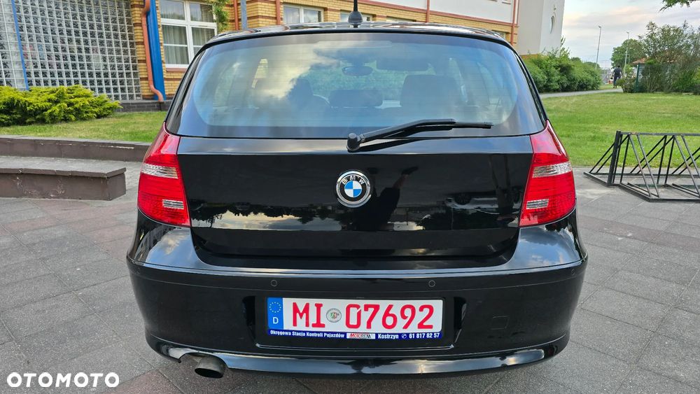 BMW Seria 1 116i Edition Sport - 24