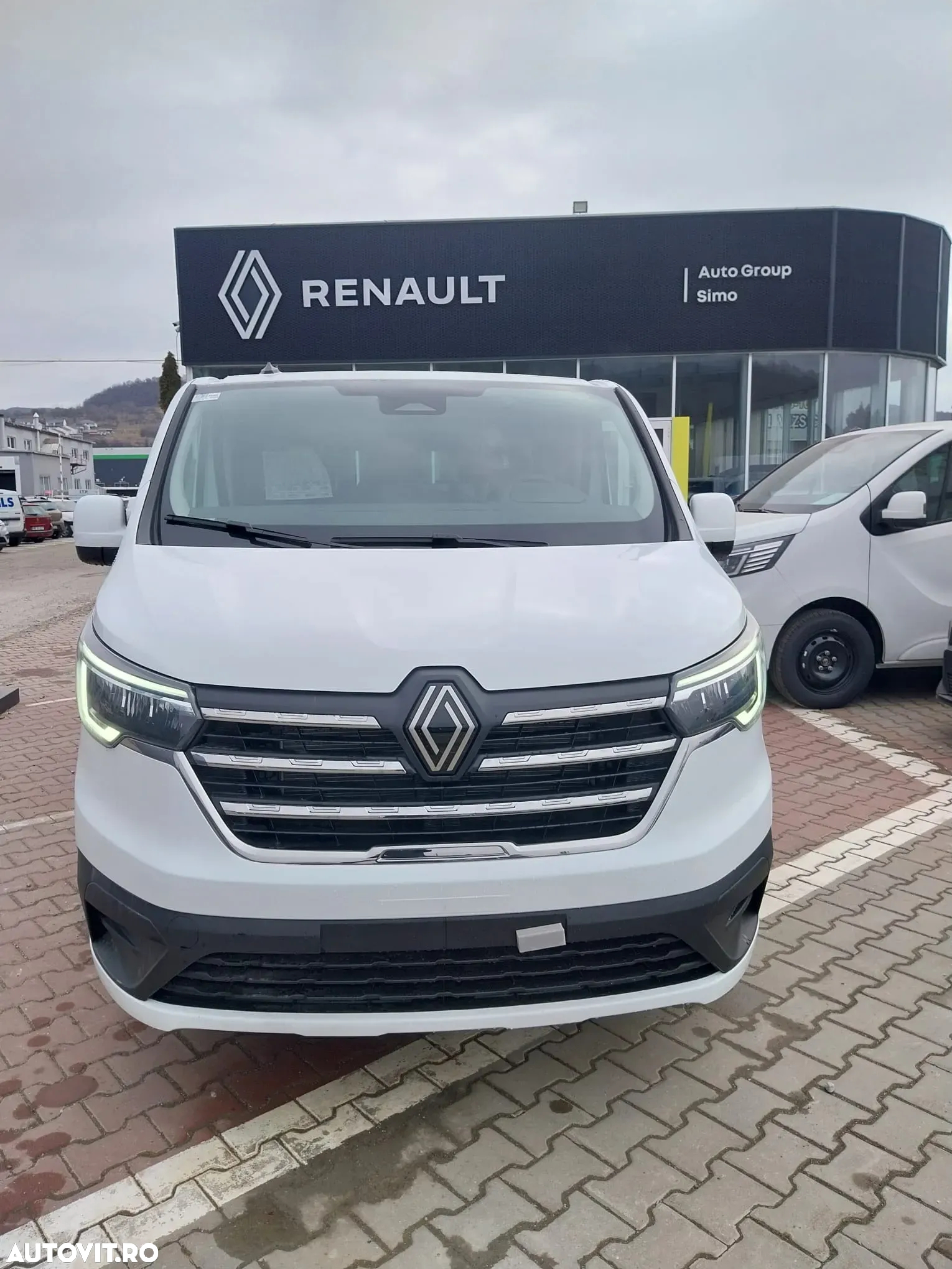 Renault Trafic Combi 2.0 Blue dCi 150 S&S L2 8+1 Zen - 16