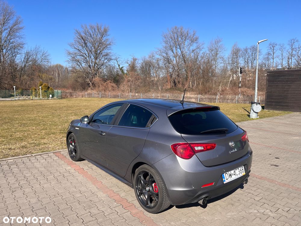 Alfa Romeo Giulietta 1750 TBi QV TCT - 3