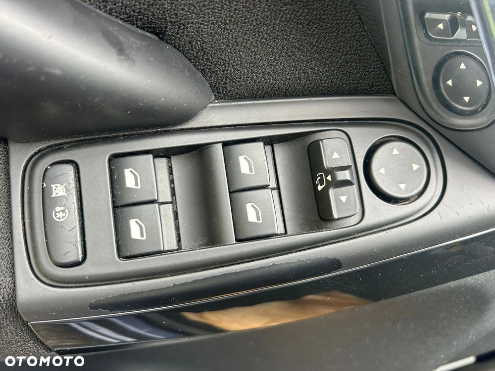 Citroën C4 Grand Picasso - 17