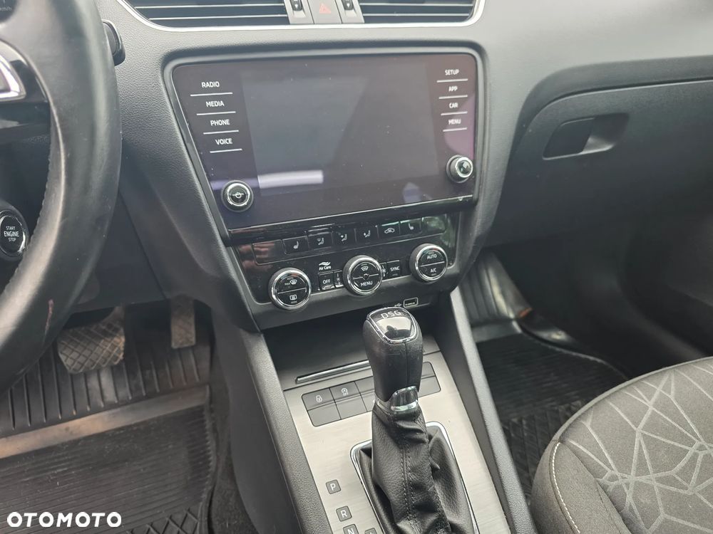 Skoda Octavia - 22