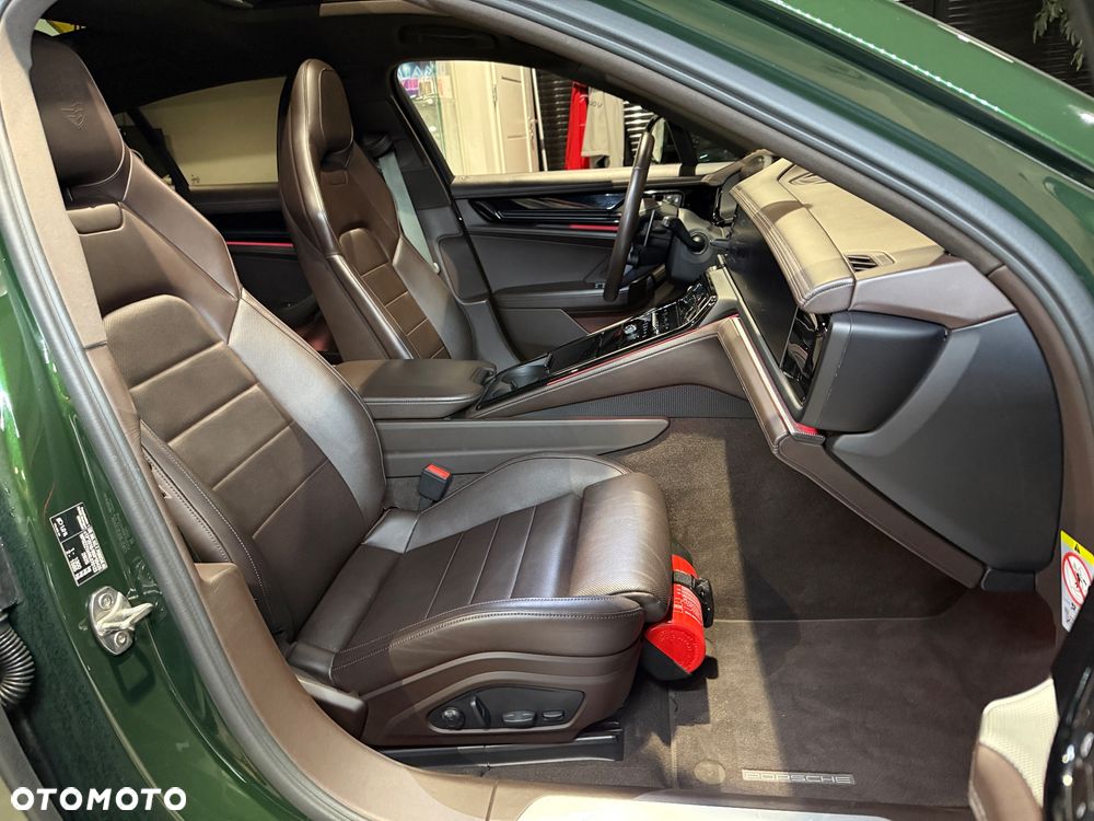 Porsche Panamera 4 - 23