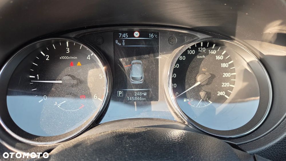 Nissan Qashqai 1.6 DCi Xtronic N-Connecta - 17