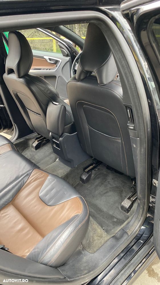 Volvo XC 60 D4 Summum - 11