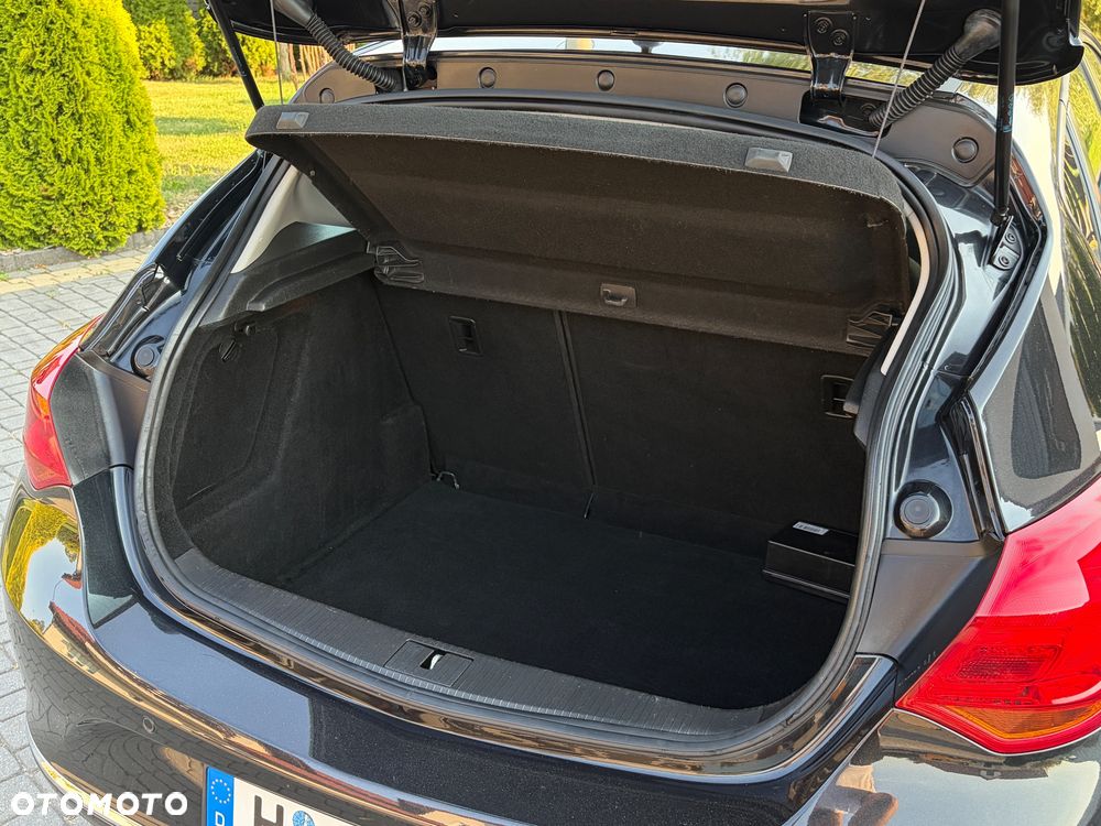 Opel Astra 1.4 Turbo Style - 32
