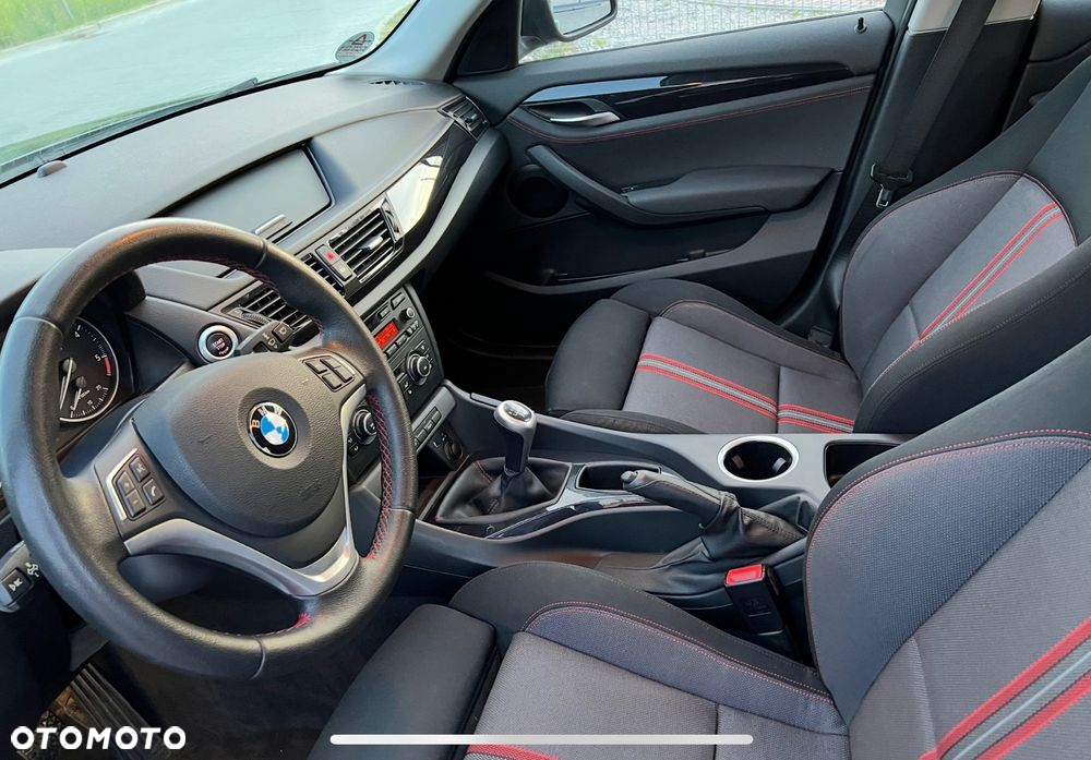 BMW X1 sDrive18d Sport Line - 8