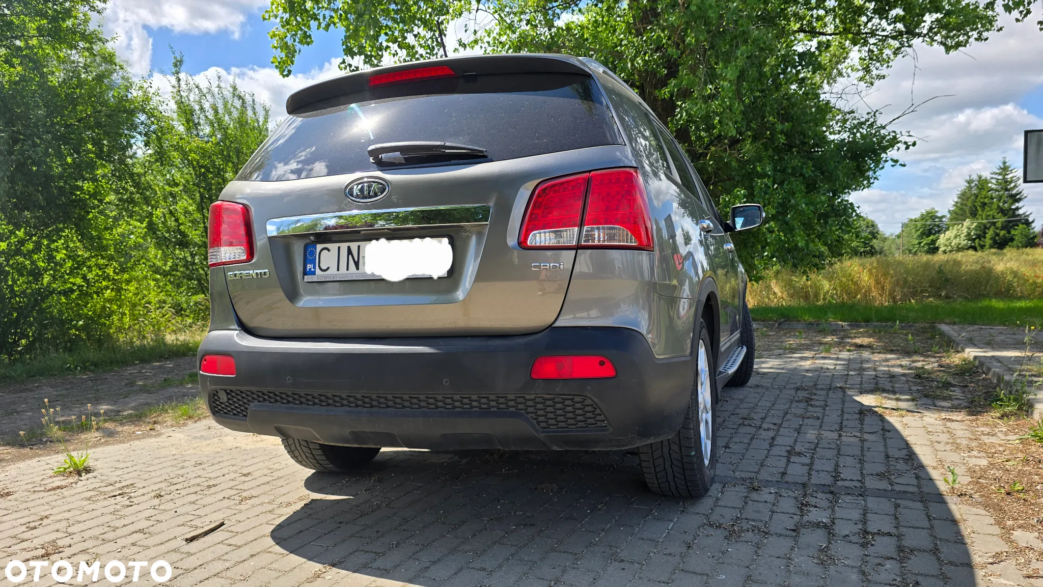 Kia Sorento - 4