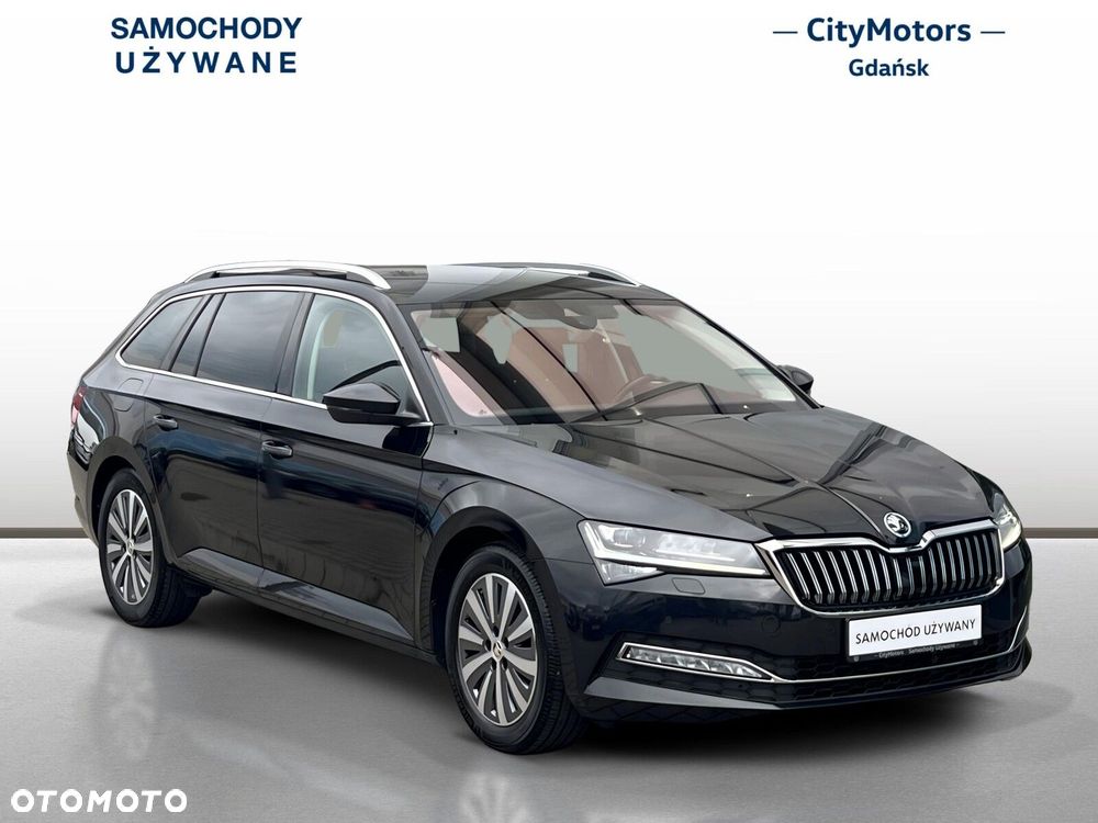 Skoda Superb 2023 photo 3