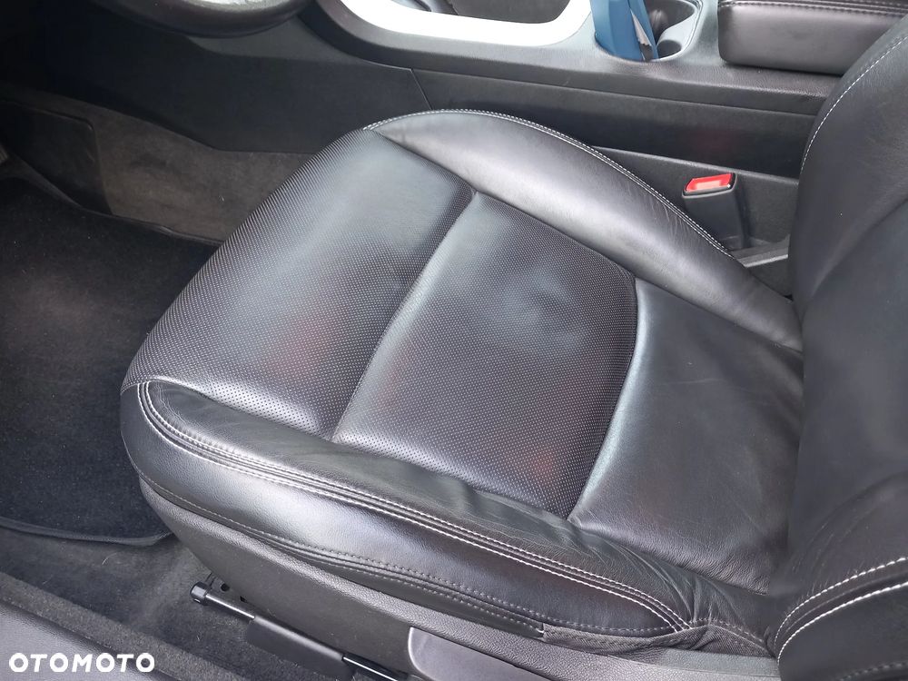 Chevrolet Volt - 24