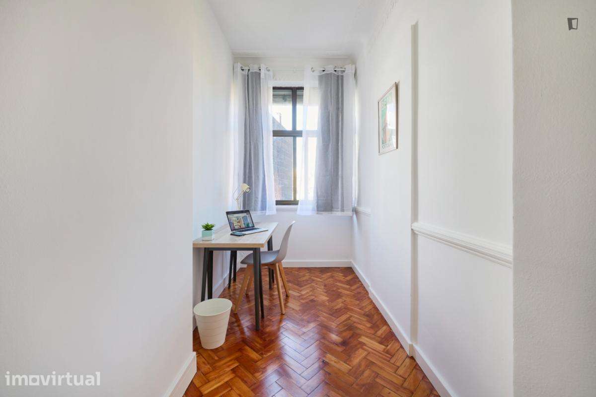 Quarto - localizado em Rato Lisbon - Grande imagem: 5/41