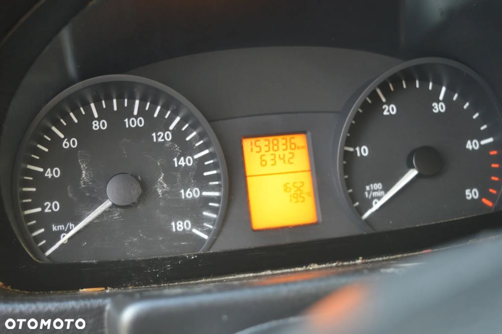 Mercedes-Benz SPRINTER - 17