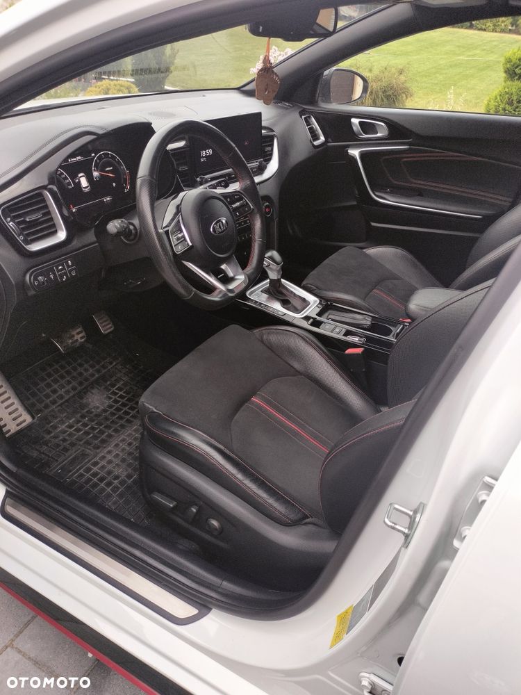 Kia ProCeed - 6