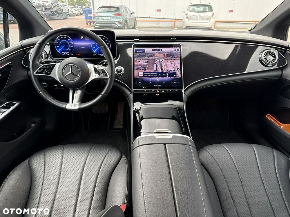 Mercedes-Benz EQE - 22