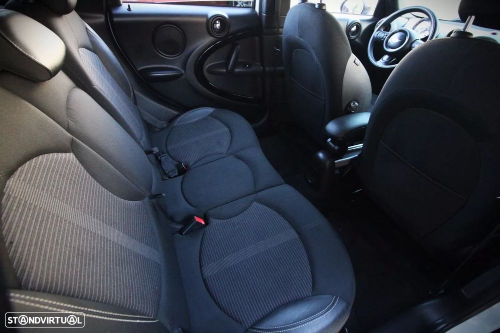 MINI Countryman Cooper D Aut. - 27