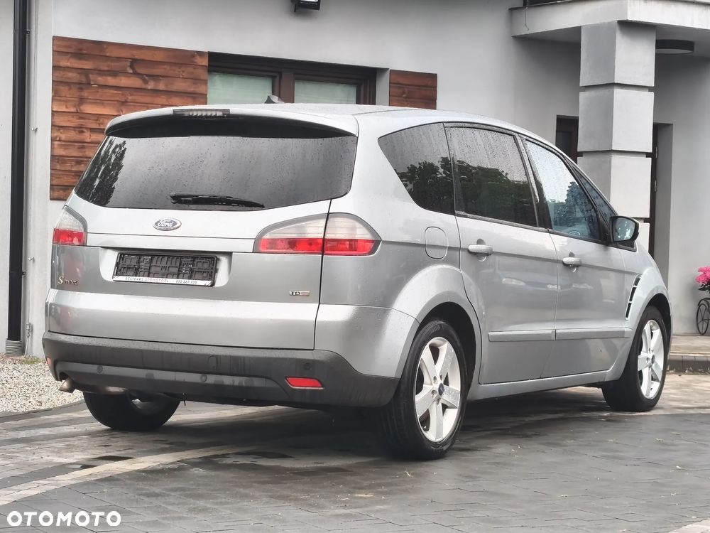 Ford S-Max 2.0 TDCi DPF Titanium - 21