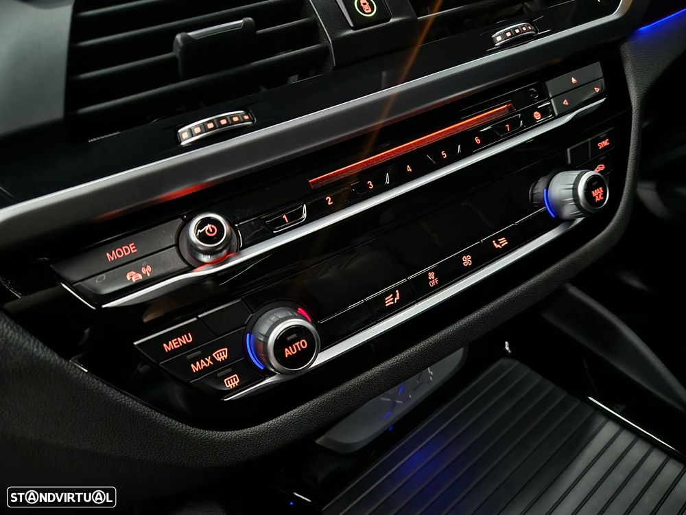 BMW X4 20 d xDrive Pack M Auto - 24