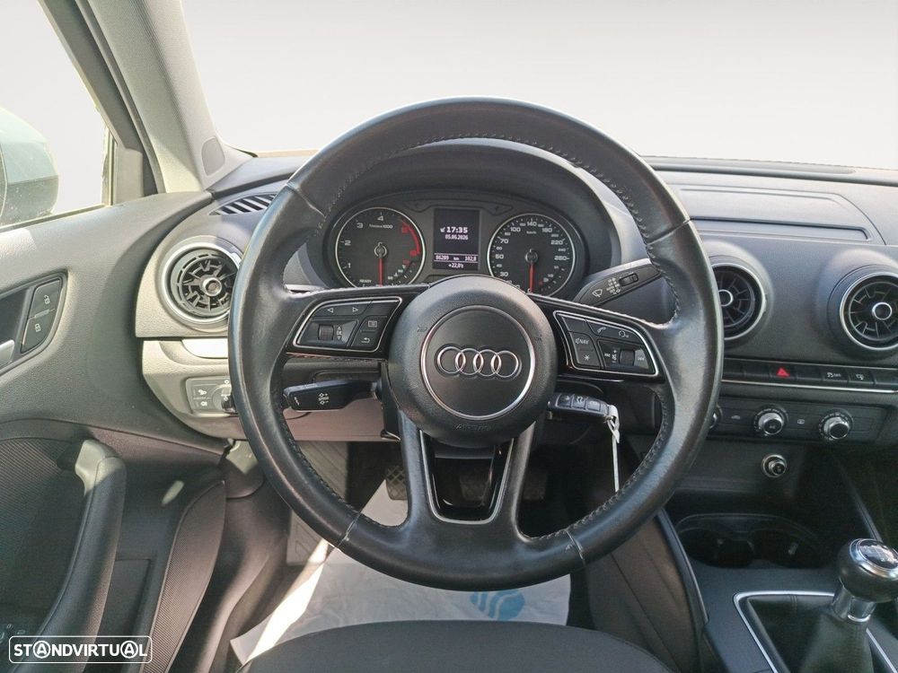 Audi A3 Sportback 1.6 TDI - 12