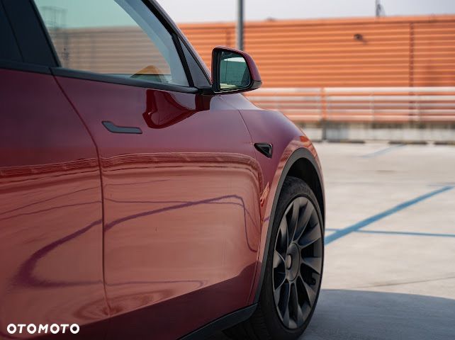 Tesla Y Model Long Range Dual Motor AWD - 13