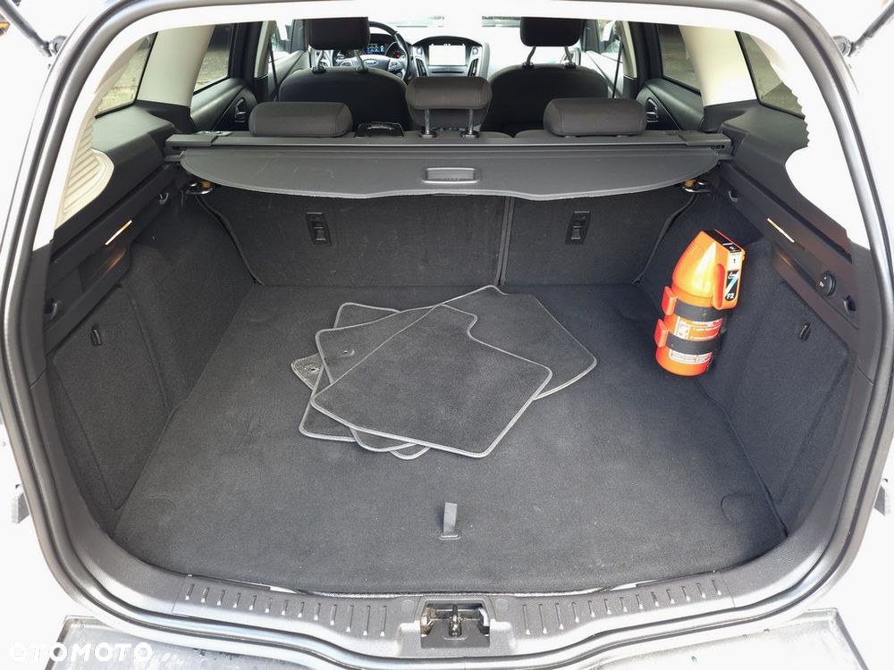 Ford Focus 2.0 TDCi Titanium ASS - 36
