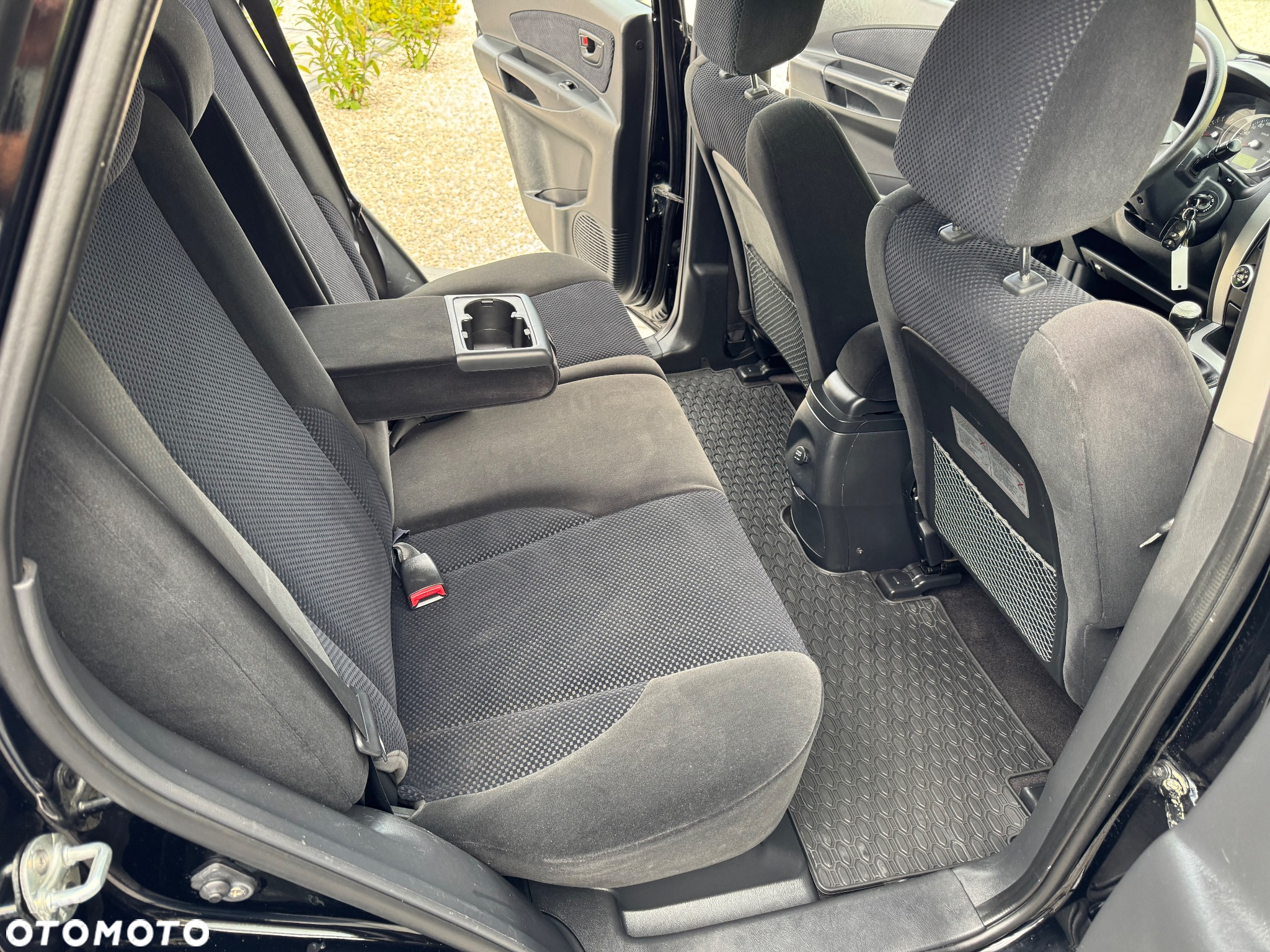 Hyundai Tucson 2.0 Comfort 2WD - 28