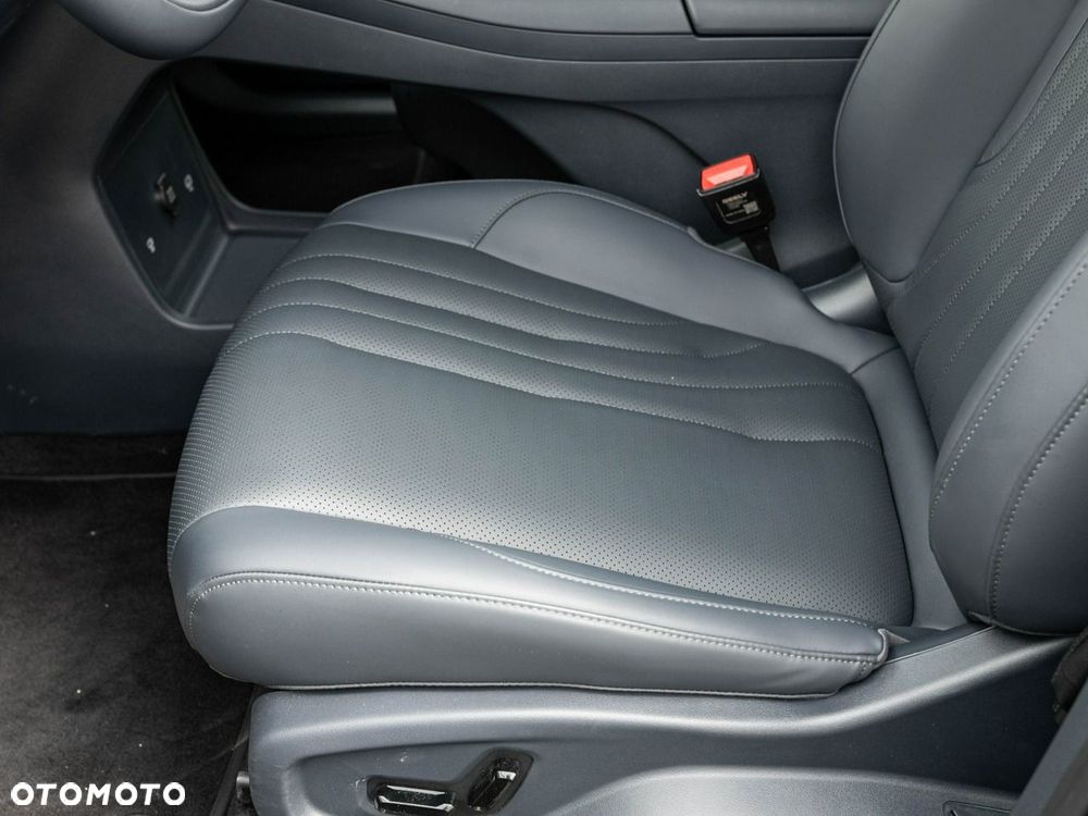 Geely Starray EM-i 1.5 PHEV Pro - 11