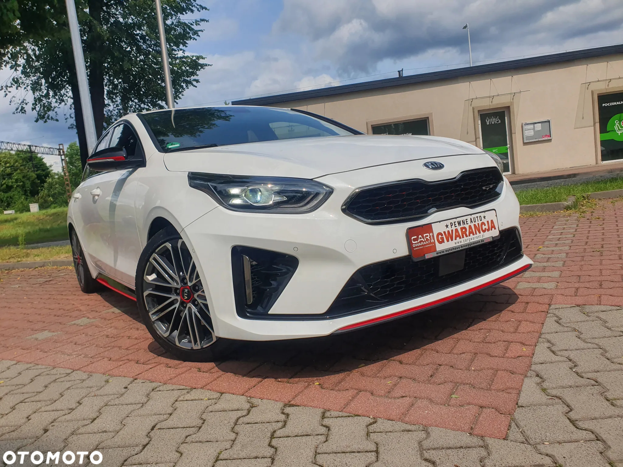 Kia ProCeed 1.6 T-GDI GT DCT - 4