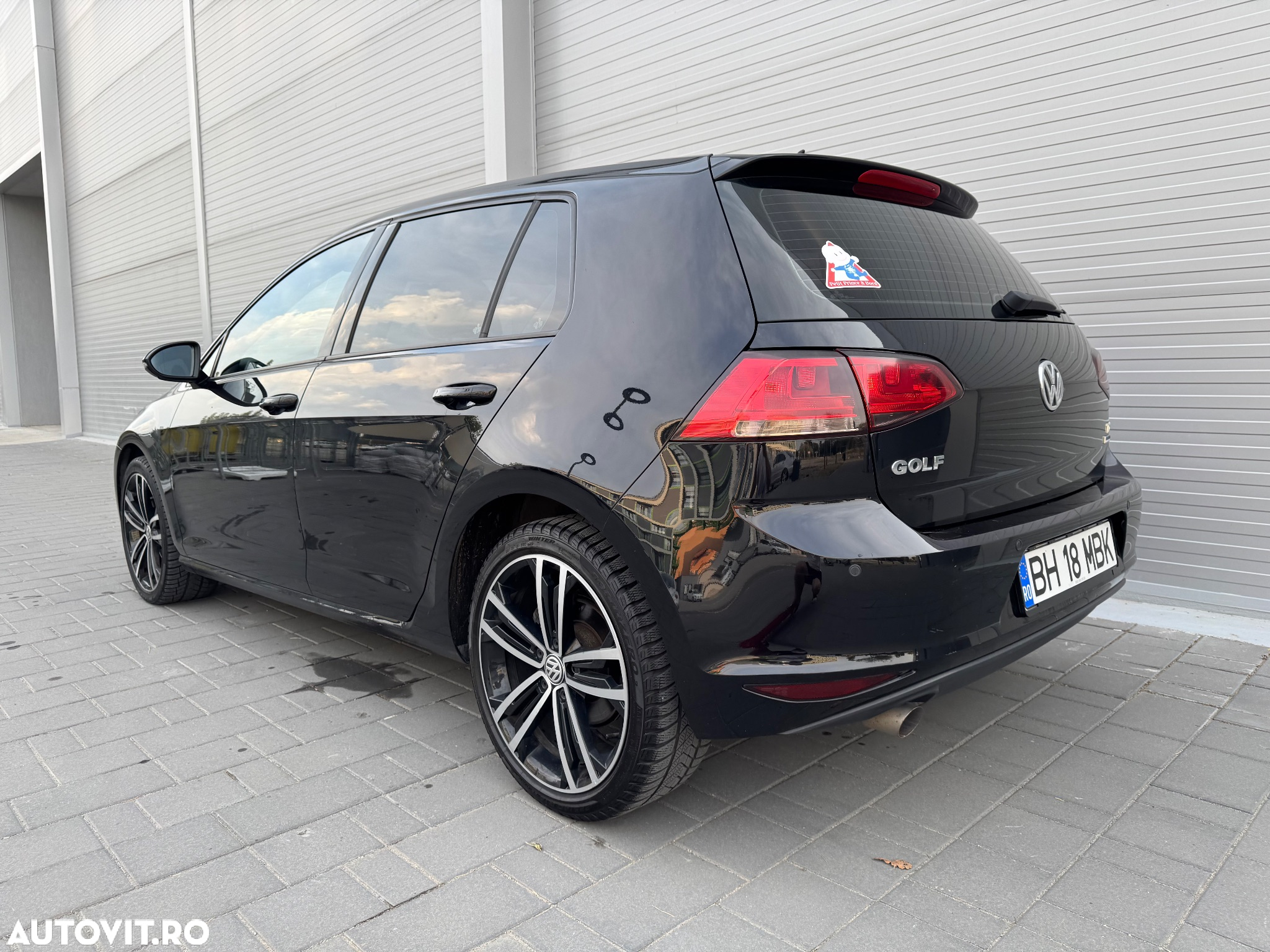 Volkswagen Golf 1.6 TDI (BlueMotion Technology) Comfortline - 24